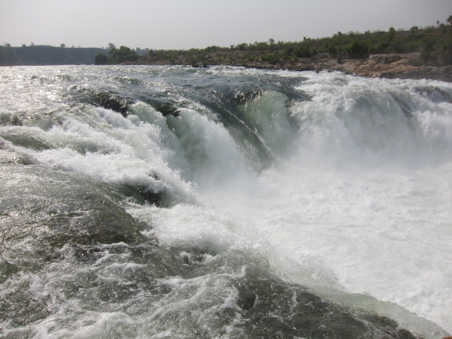 Narmada-Wasserfälle