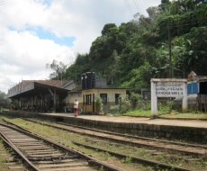 Bahnhof oder doch Zeitreise.